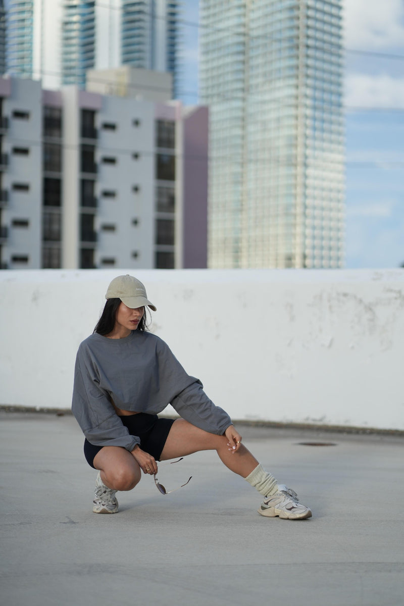 Gray Cropped Long-Sleeve Sweatshirt